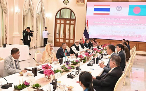 বাংলাদেশের চিকিৎসা খাতে থাই বিনিয়োগ চেয়েছেন প্রধানমন্ত্রী 