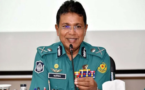 রাতে চা-বিড়ির দোকান বন্ধ রাখতে ডিএমপি কমিশনারের অনুরোধ 