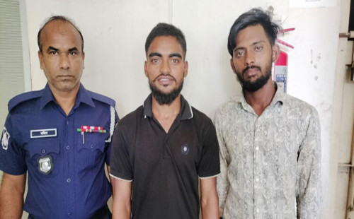 চট্টগ্রামে চোরাই ডিজেলসহ দুই কারবারি গ্রেফতার 