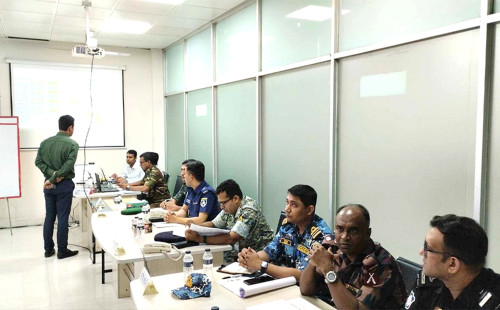 মনিটরিং সেলে বিশেষ অ্যাপে ভোট পর্যবেক্ষণ করছে ইসি 