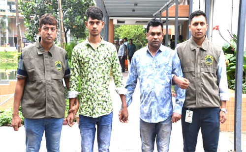 টাকায় এনআইডি টিন সার্টিফিকেট সবই দিতেন তারা 