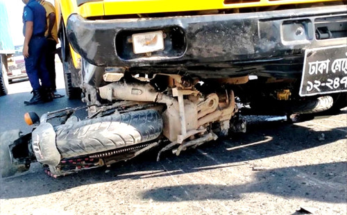 ওভারটেক করতে গিয়ে বাড়ছে দুর্ঘটনায় মৃত্যু 