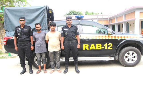 সিরাজগঞ্জে গাঁজাসহ আটক ২ 