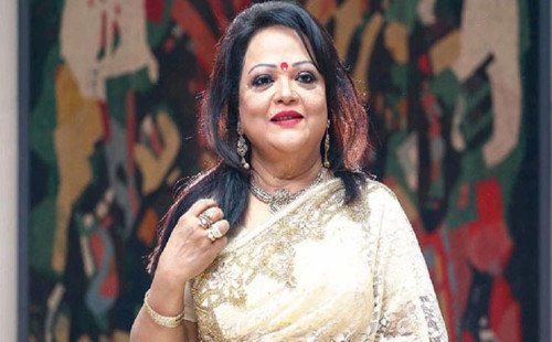 চিকিৎসার পর দেশে ফিরলেন সাবিনা ইয়াসমীন 