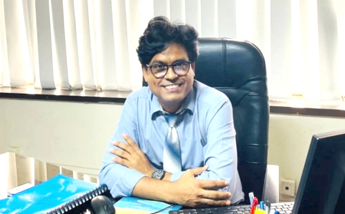 বাংলাদেশ ব্যাংকের পরিচালক হলেন অভিনেতা টুটুল চৌধুরী 