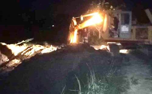 মুন্সীগঞ্জে রাতের আঁধারে সড়ক গায়েব 