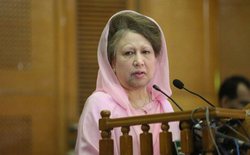এভারকেয়ারে নিবিড় পর্যবেক্ষণে চিকিৎসা চলছে খালেদা জিয়ার 