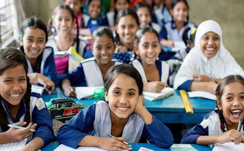 প্রাথমিকের শিক্ষার্থীরা টিফিনে পাবে দুধ-কলা-ডিম 