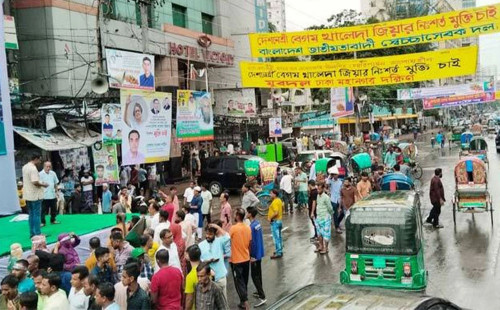 নয়াপল্টনে জড়ো হচ্ছেন বিএনপি নেতাকর্মীরা 