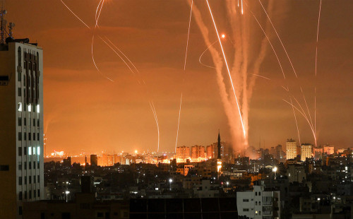 ইসরায়েলে ফের মুহুর্মুহু রকেট হামলা 