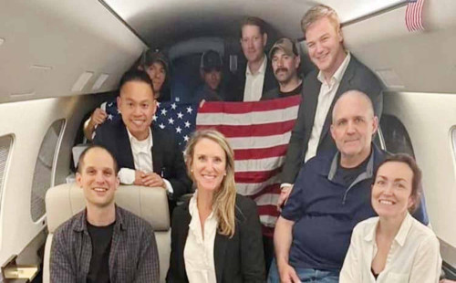 পশ্চিমের সাথে বিশাল বন্দী বিনিময়ে মার্কিন সাংবাদিককে মুক্তি দিয়েছে রাশিয়া 