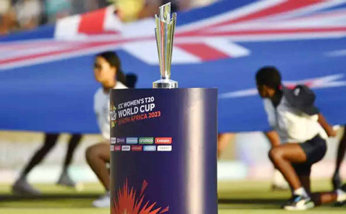 বাংলাদেশ থেকে আমিরাতে সরে গেলো বিশ্বকাপ 