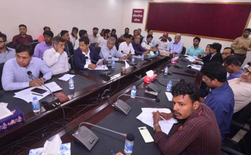 লাভ ছাড়া দুই বছর সয়াবিন তেল বিক্রিতে প্রস্তুত বসুন্ধরা গ্রুপ 