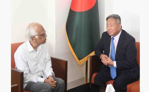 শিক্ষা উপদেষ্টার সাথে দক্ষিণ কোরিয়ার রাষ্ট্রদূতের সাক্ষাৎ 