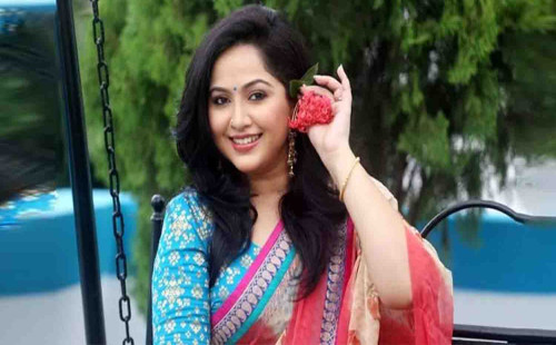 জন্মদিনে যা চাইলেন নাদিয়া