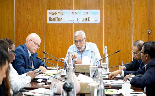 কাজের গুণগত মানের বিষয়ে কোনো ছাড় নয় : সড়ক উপদেষ্টা 