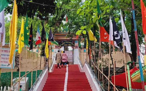 শাহপরাণ মাজারে বন্ধ হলো গান-বাজনা 