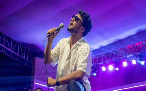 বিশ্ববিদ্যালয় দুটিতে আর গাইবেন না সানি