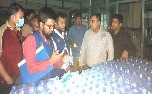 মীরসরাইয়ে ভ্রাম্যমাণ আদালতের অভিযানে দুই লক্ষ টাকা জরিমানা 