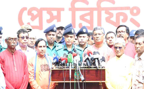 ঢাকায় দুর্গাপূজার নিরাপত্তা ব্যবস্থা: ডিএমপি কমিশনারের নিশ্চয়তা