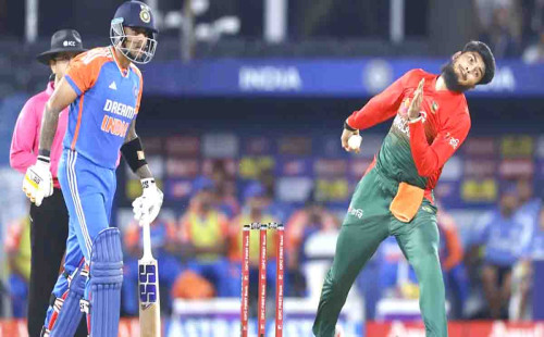 রিশাদের ওভারে পাঁচ ছক্কা, স্যামসনের রেকর্ড সেঞ্চুরি